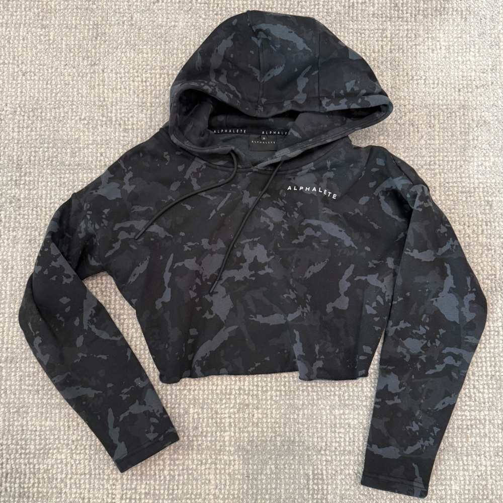 Alphalete Camo crop Hoodie